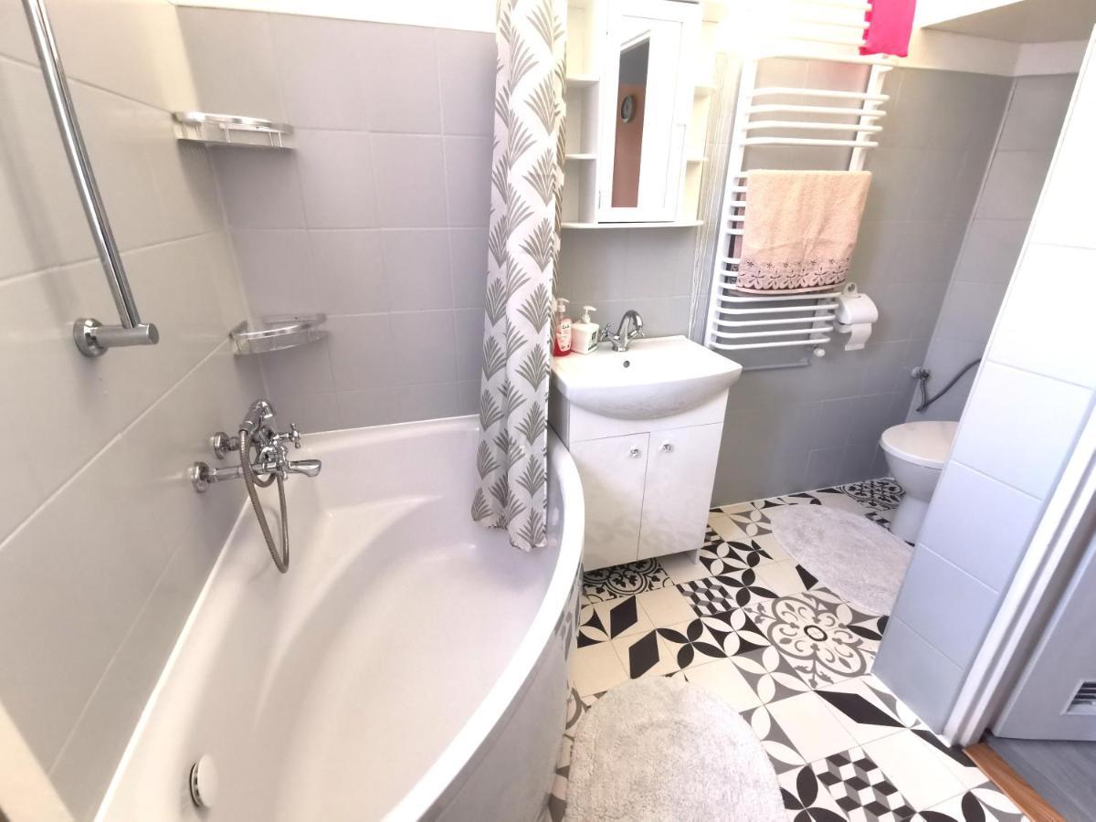 Pokój w Bystrej Apartamento Bystra  Exterior foto